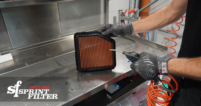 Feel the Difference con Sprint Filter: gli unici filtri aria in poliestere con manutenzione velocissima!